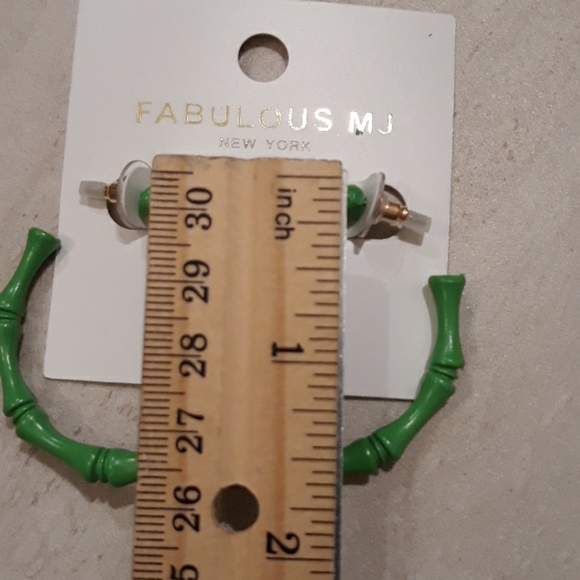 COPY - GREEN METAL PAINTED BAMBOO HOOP EARRING - Picture 3 of 4